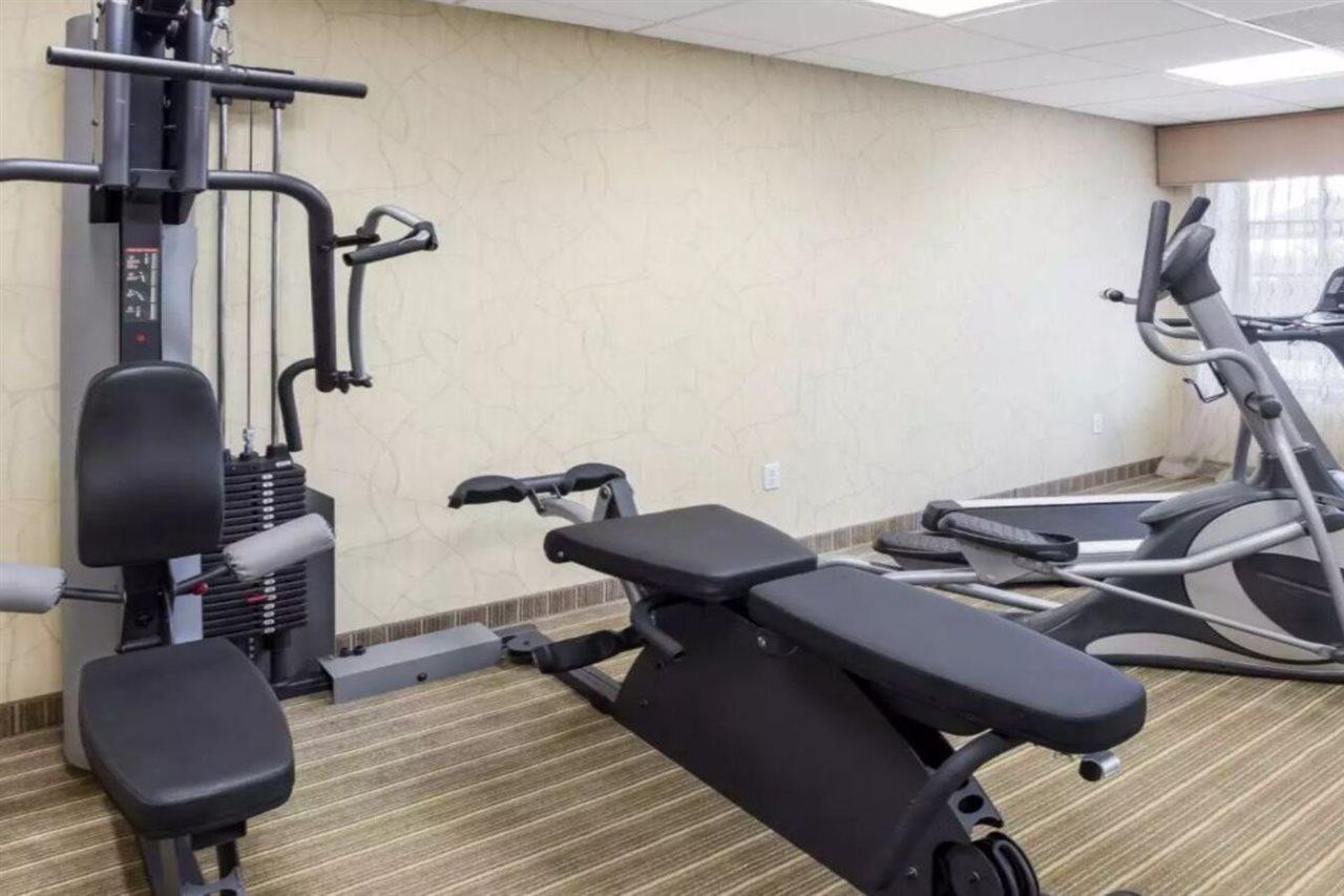 Mainstay Suites Houma Bagian luar foto