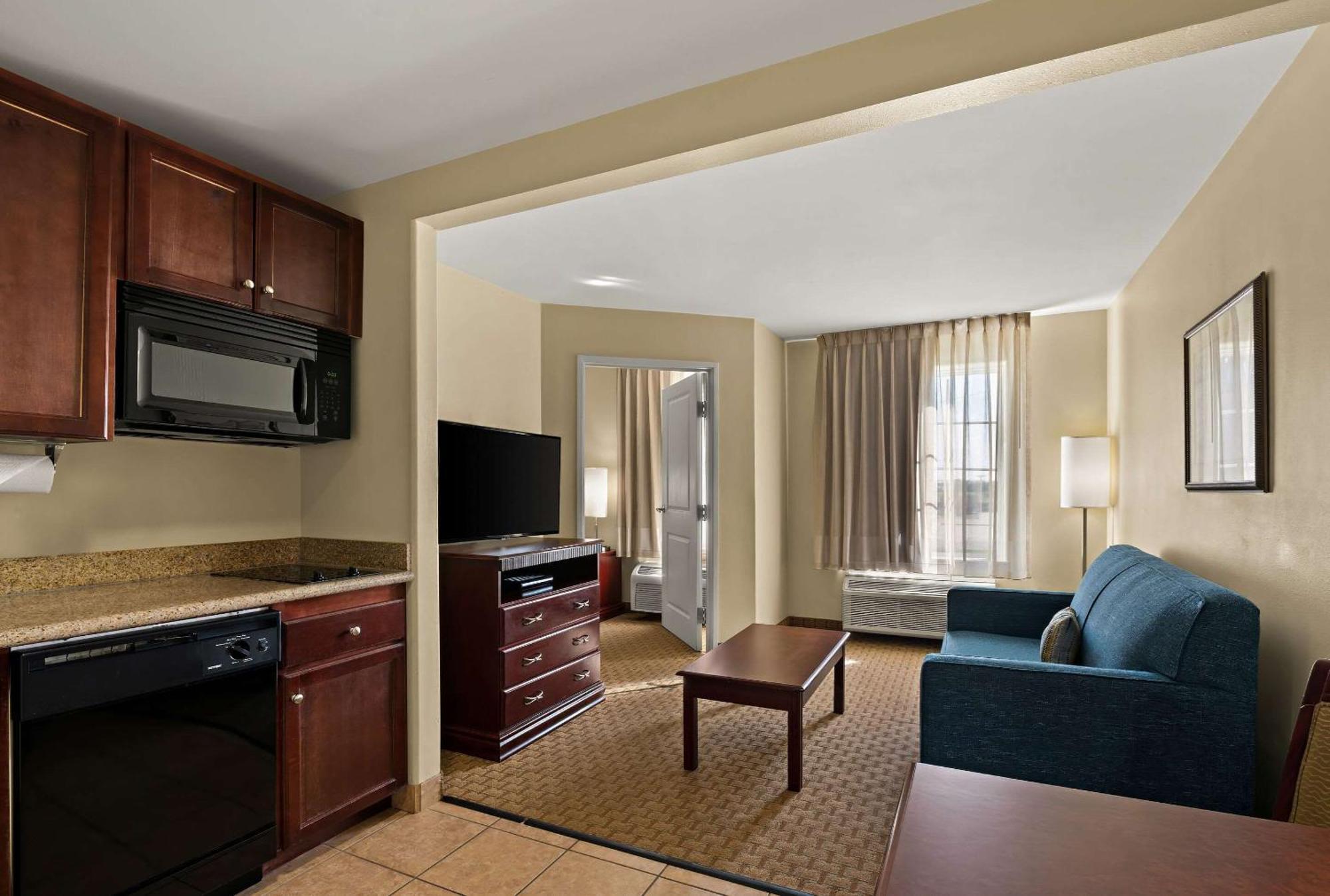Mainstay Suites Houma Bagian luar foto