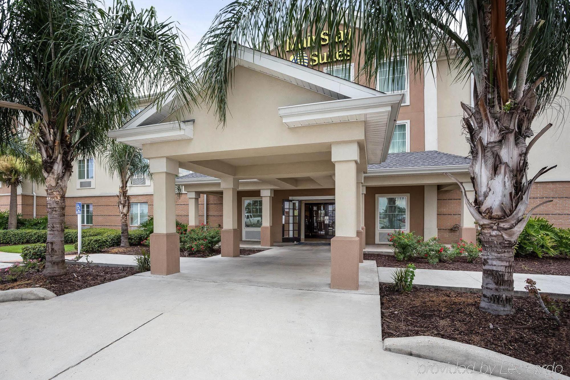 Mainstay Suites Houma Bagian luar foto